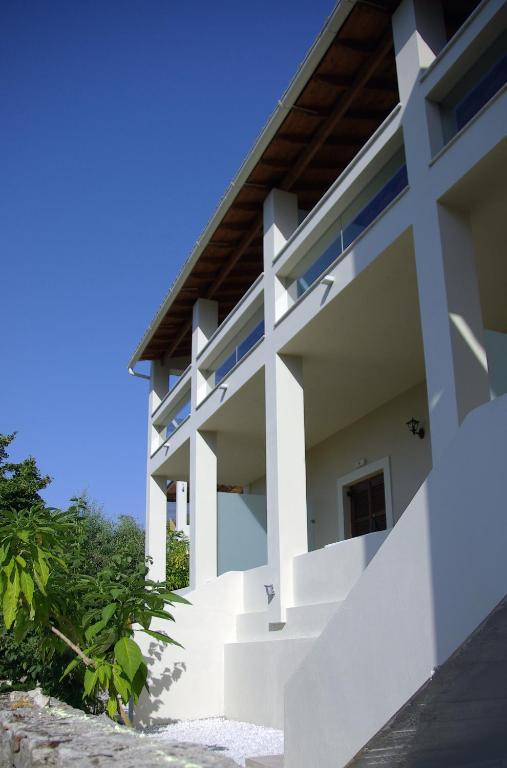Vista Petros Apartment Apraos Phòng bức ảnh