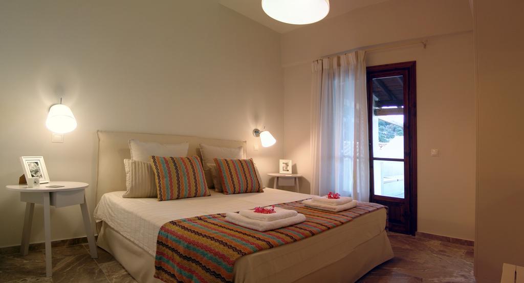 Vista Petros Apartment Apraos Phòng bức ảnh