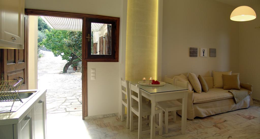 Vista Petros Apartment Apraos Phòng bức ảnh